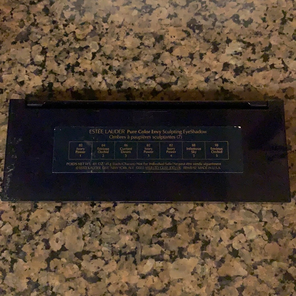 Estée Lauder Pure Color Envy Sculpting Eyeshadow